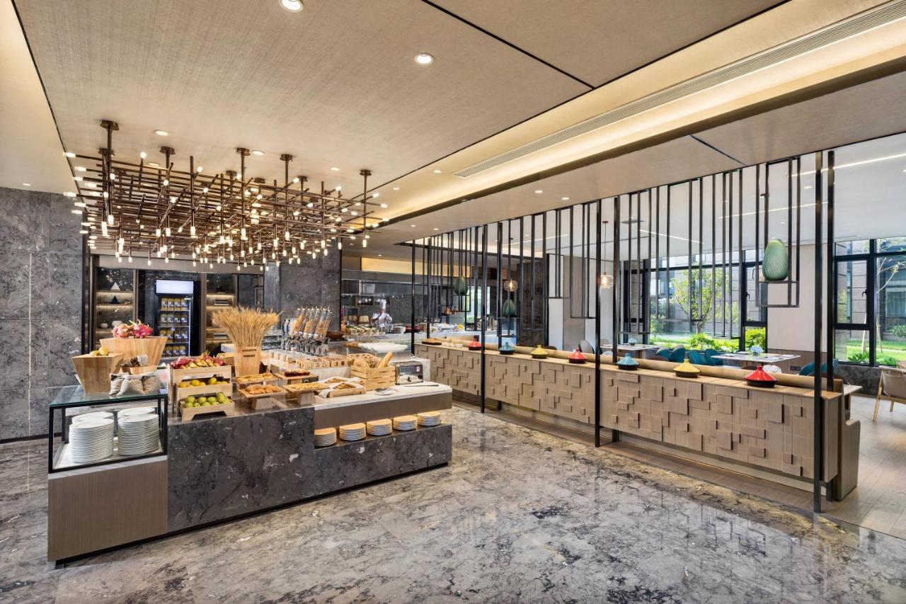 Courtyard By Marriott Hangzhou West Bagian luar foto